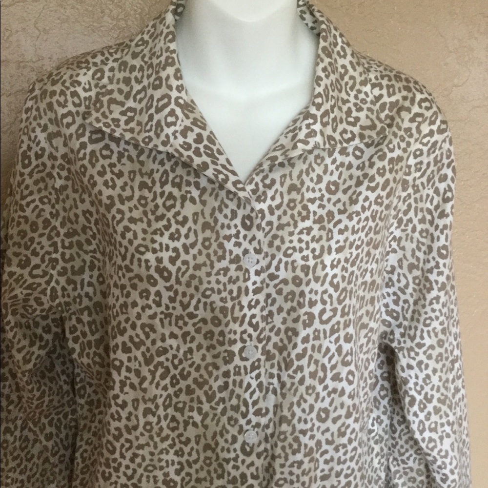 Chico’s Leopard Print Boyfriend Shirt 2 L
